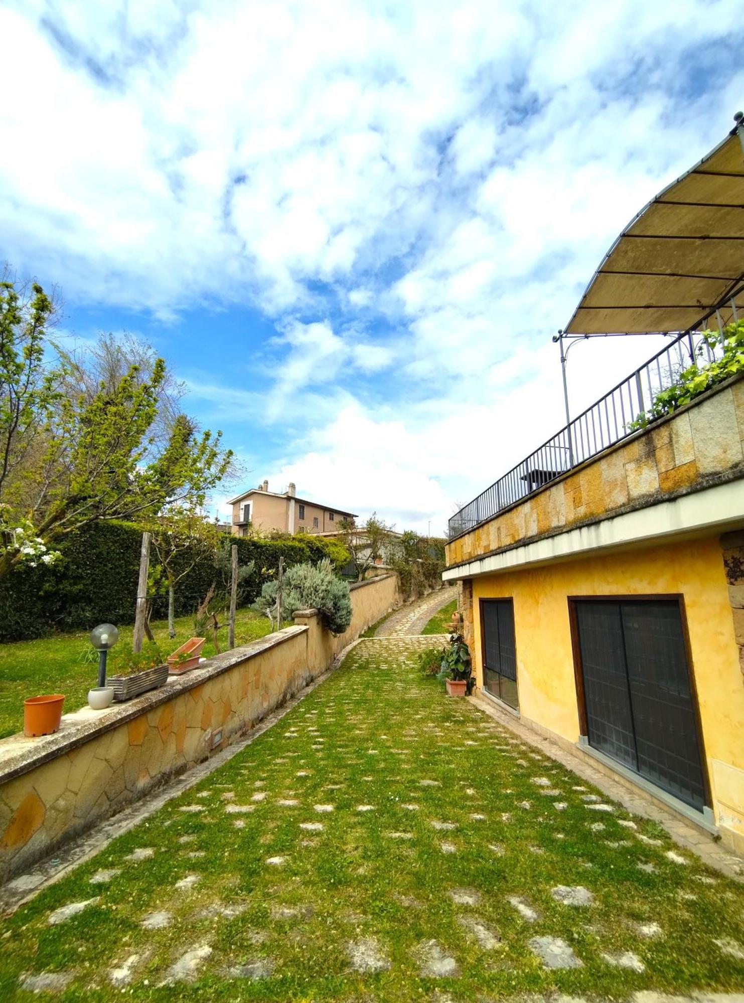 La Valle Dei Casali Con Piscina E Natura A 3* Roma
