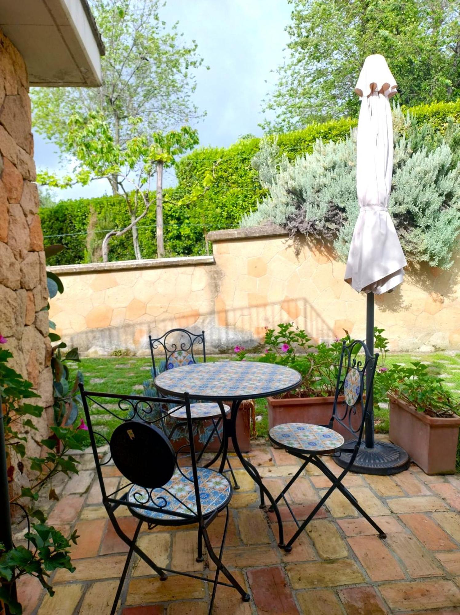 La Valle Dei Casali Con Piscina E Natura A 3*